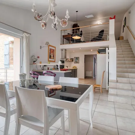 La Demeure De Jeanne Дом отдыха Cadours